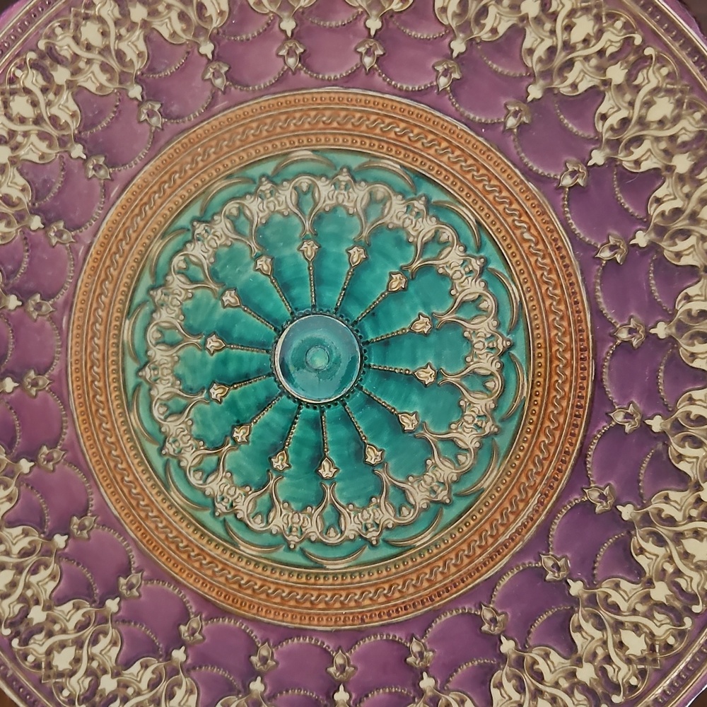 Ornate Purple and Gold Decorative Plates - Picture 5 of 5